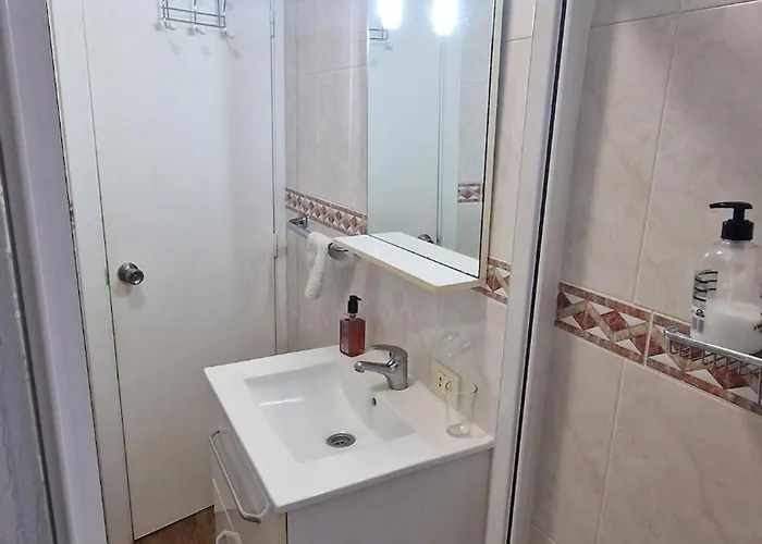 Warm & Cozy With Lovely Sea View