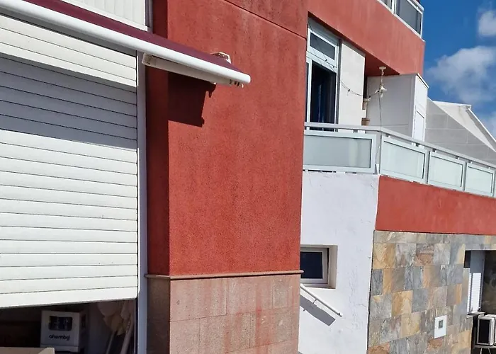 Warm & Cozy With Lovely Sea View Casa vacanze