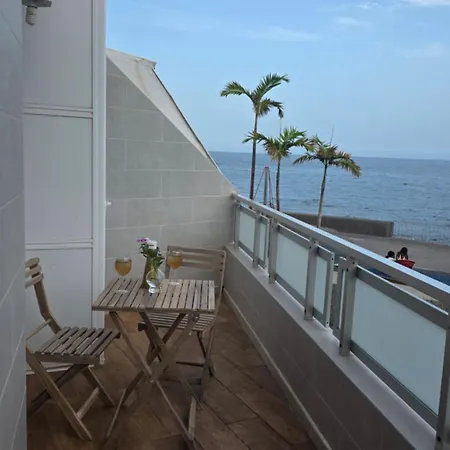 Sunny Sea View Tenerife Sunrise Views Hébergement de vacances Candelaria