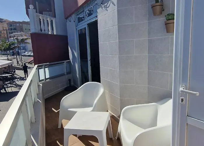 Warm & Cozy With Lovely Sea View Candelaria